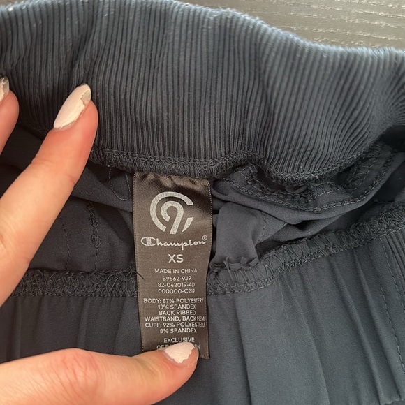 Champion blue women’s joggers, great condition size extra small. - Picture 2 of 3